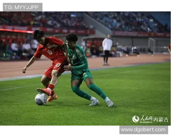 中国男子在足球赛中绝杀国际明星引发热议与关注